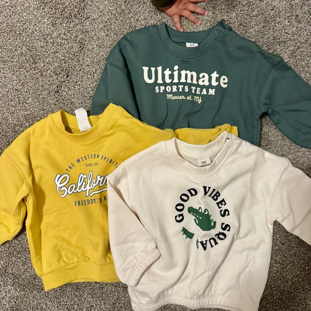 NWOT (SET OF 3) H&M Baby Boys Graphic Sweatshirts Green Yellow Beige 4-6 Months